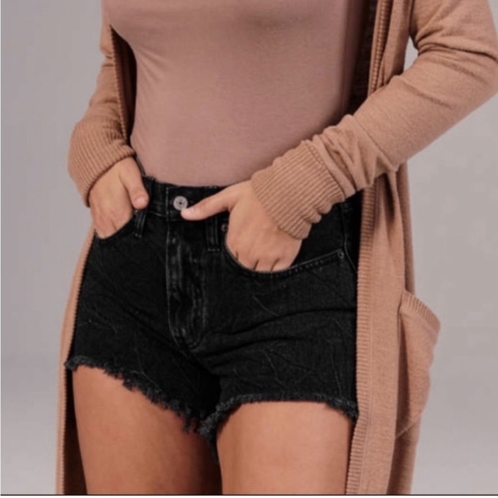 Abercrombie & Fitch Mid Rise Cut Off Boyfriend Shorts Boho, Black size 29 / 8